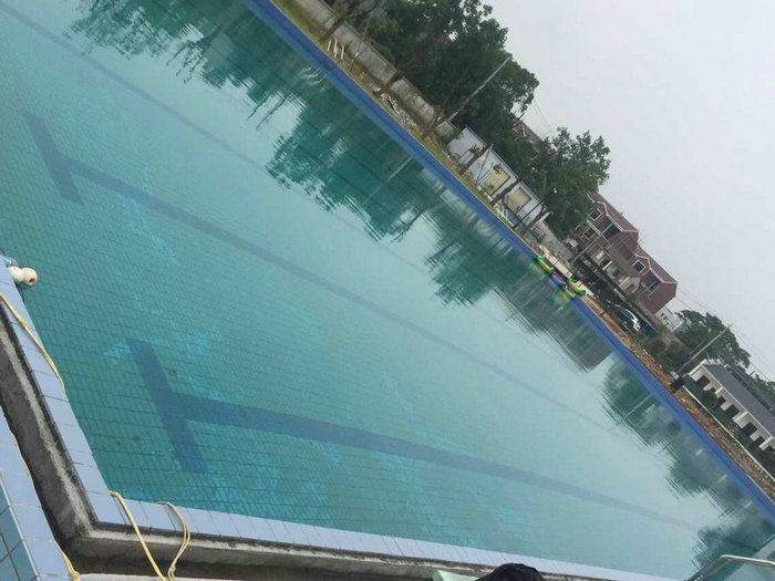 湖北黃梅費私家泳池竣工